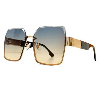 Модни Квадратни Слънчеви очила Дамски 2023 В Европейския и американския стил и Модни Слънчеви очила На Партита, Пътуване на открито, Метални Очила с големи Рамки